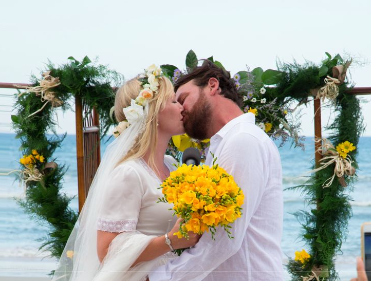 kelli giddish husband