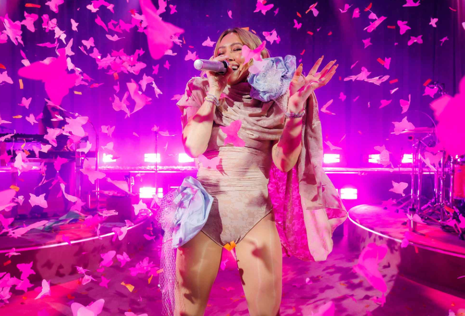 hilary duff tour