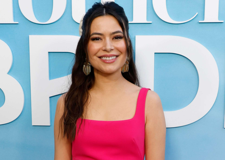 miranda cosgrove net worth
